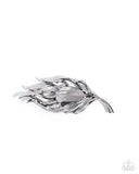 Load image into Gallery viewer, Paparazzi Peacock Pedigree - Green Brooch