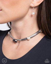 Load image into Gallery viewer, Paparazzi Classy Collectable - Black Necklace (Choker)
