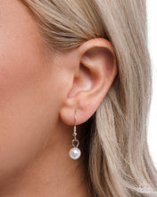 Load image into Gallery viewer, Paparazzi Heavenly Haul - White Necklace