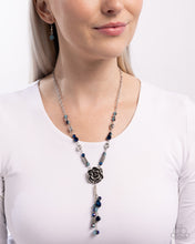 Load image into Gallery viewer, Paparazzi Pruning Promise - Blue Necklace