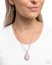 Load image into Gallery viewer, Paparazzi Beachy Baroness - Rose Gold Necklace