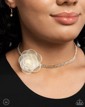 Load image into Gallery viewer, Paparazzi Rosy Range - Gold Necklace (Choker)