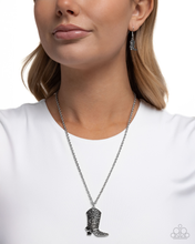 Load image into Gallery viewer, Paparazzi Blazing Boot - Black Necklace