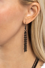 Load image into Gallery viewer, Paparazzi Carefree Confidence - Purple Necklace