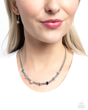 Load image into Gallery viewer, Paparazzi Vegas Vault - Green Necklace