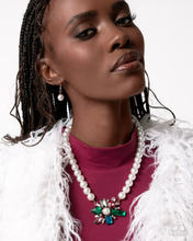 Load image into Gallery viewer, Paparazzi Prismatic Potential - Green Necklace