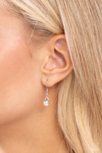 Load image into Gallery viewer, Paparazzi Go Team! - White Necklace