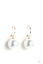 Load image into Gallery viewer, Paparazzi PEARL of My Eye - Gold Earrings