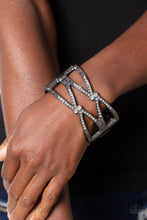Load image into Gallery viewer, Paparazzi Entrancing Etiquette - Black Bracelet