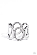 Load image into Gallery viewer, Paparazzi Opulent Ovals - White Bracelet
