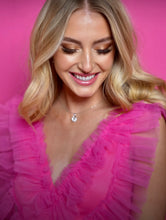 Load image into Gallery viewer, Paparazzi You Hold My Heart Necklace - White