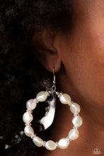 Load image into Gallery viewer, Paparazzi The PEARL Next Door Earrings - White