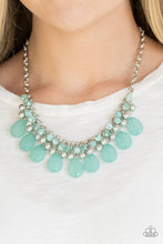 Load image into Gallery viewer, Paparazzi Trending Tropicana - Green Necklace