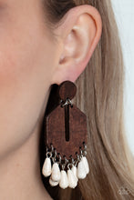 Load image into Gallery viewer, Paparazzi Western Retreat Earrings - White
