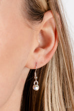 Load image into Gallery viewer, Paparazzi Stardust Saucer Necklace - White