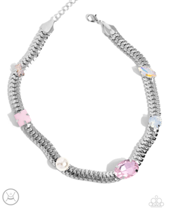 Paparazzi Classy Collectable - Pink Necklace (Choker)