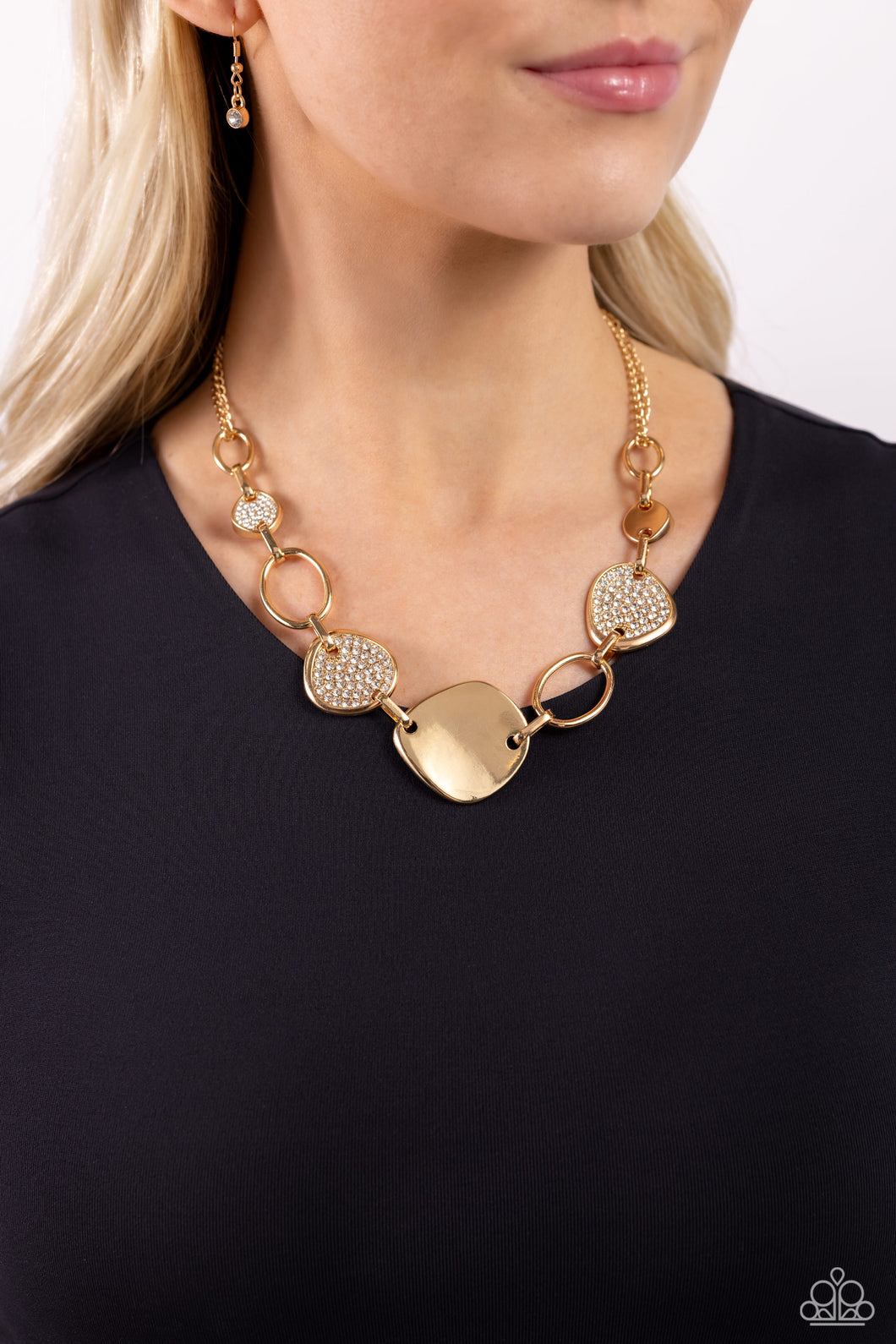 Paparazzi Asymmetrical Attention - Gold Necklace