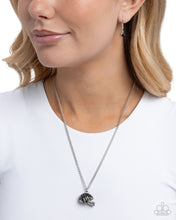 Load image into Gallery viewer, Paparazzi Quarterback Chic - Black Necklace
