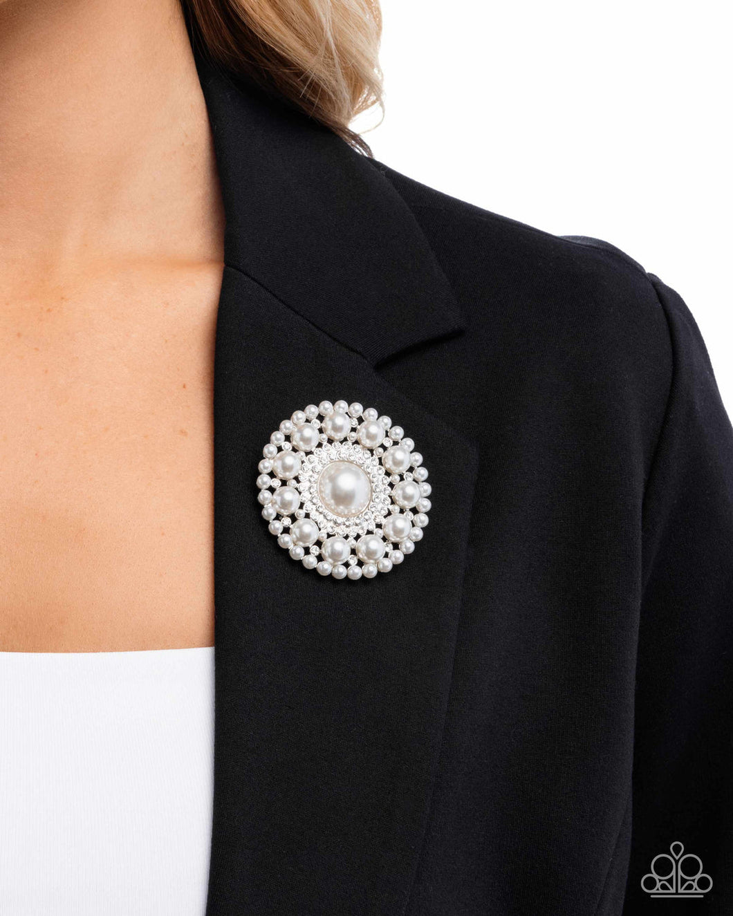 Paparazzi Posh Paladin - White Brooch