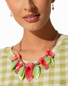 Paparazzi Garden Gaze - Multi Necklace (June 2024 Life Of The Party)