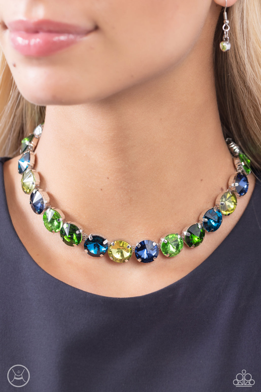 Paparazzi Alluring A-Lister - Green Necklace (Choker)