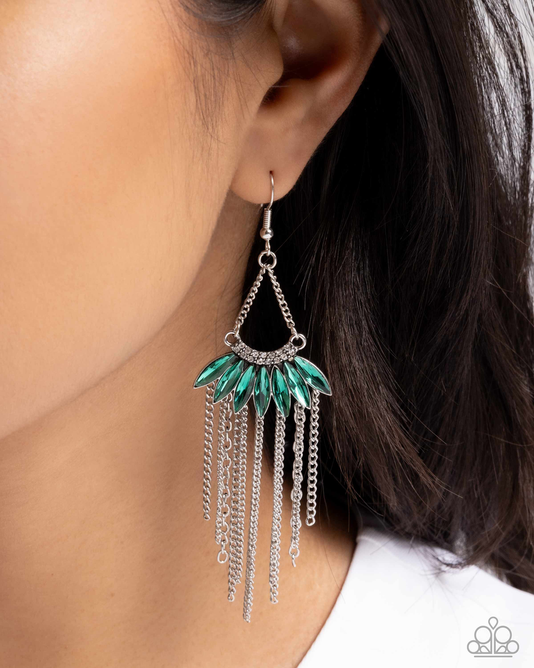 Paparazzi Fringe Feature - Green Earrings