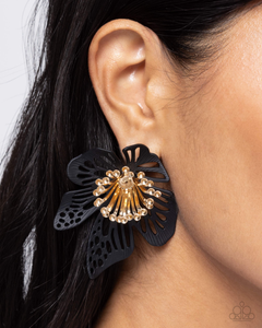 Paparazzi Wonderland Wallflower - Black Earrings