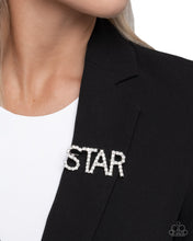 Load image into Gallery viewer, Paparazzi Superstar Sum - White Brooch

