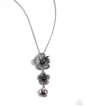 Load image into Gallery viewer, Paparazzi Wallflower Whimsy - Blue Necklace
