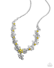 Load image into Gallery viewer, Paparazzi Refreshing Refinement - Yellow Necklace
