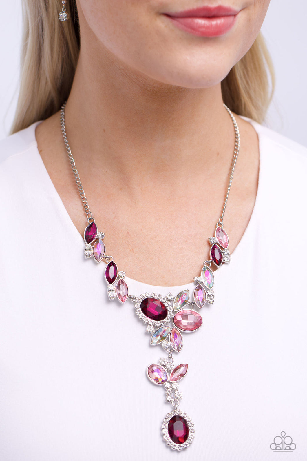 Paparazzi Generous Gallery - Pink Necklace