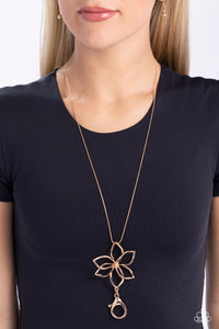 Paparazzi Flowering Fame - Gold Necklace