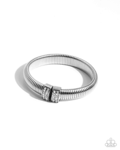 Load image into Gallery viewer, Paparazzi Tailored Transit - White Bracelet
