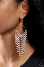 Load image into Gallery viewer, Paparazzi V Fallin - White Earrings
