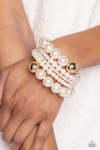 Paparazzi Pleasing Pirouette - Gold Bracelet