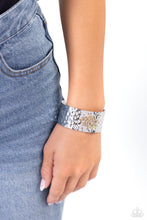 Load image into Gallery viewer, Paparazzi Speckled Sparkle - Brown Bracelet
