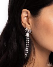 Load image into Gallery viewer, Paparazzi Garden Gain - White Earrings
