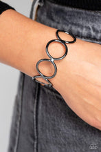 Load image into Gallery viewer, Paparazzi Socialite Sheen - Black Bracelet
