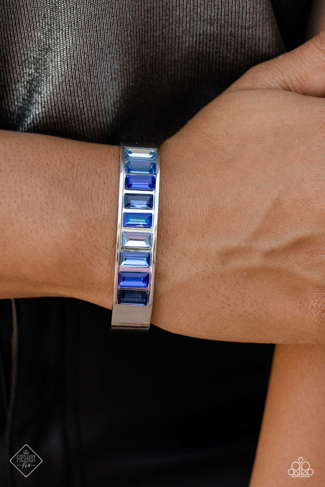 Paparazzi Practiced Poise - Blue Bracelet (July 2023 Fashion Fix)