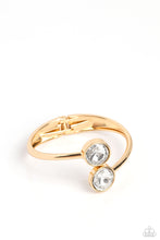 Load image into Gallery viewer, Paparazzi Daily Dazzle - Gold Bracelet
