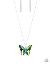 Load image into Gallery viewer, Paparazzi The Social Butterfly Effect Necklace - Green (Pink Diamond Exclusive)
