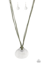 Load image into Gallery viewer, Paparazzi Rural Reflex Necklace - Green
